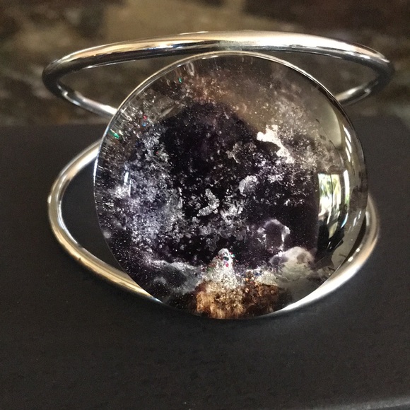 Cuff Bracelet - Picture 6 of 10